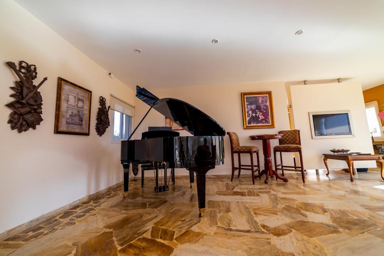 סן רפאל Chaglasian Wine & Suites מראה חיצוני תמונה